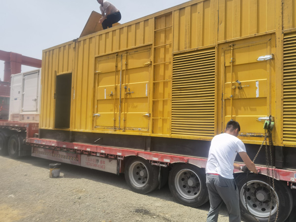 高埗镇除了负载情况和发动机维护，还有哪些因素会影响 200kw 柴油发电机的油耗？
